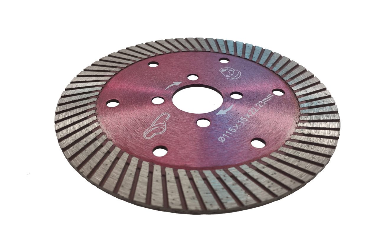 Turbo saw blade for dry cutting Turbo saw blade for dry cutting